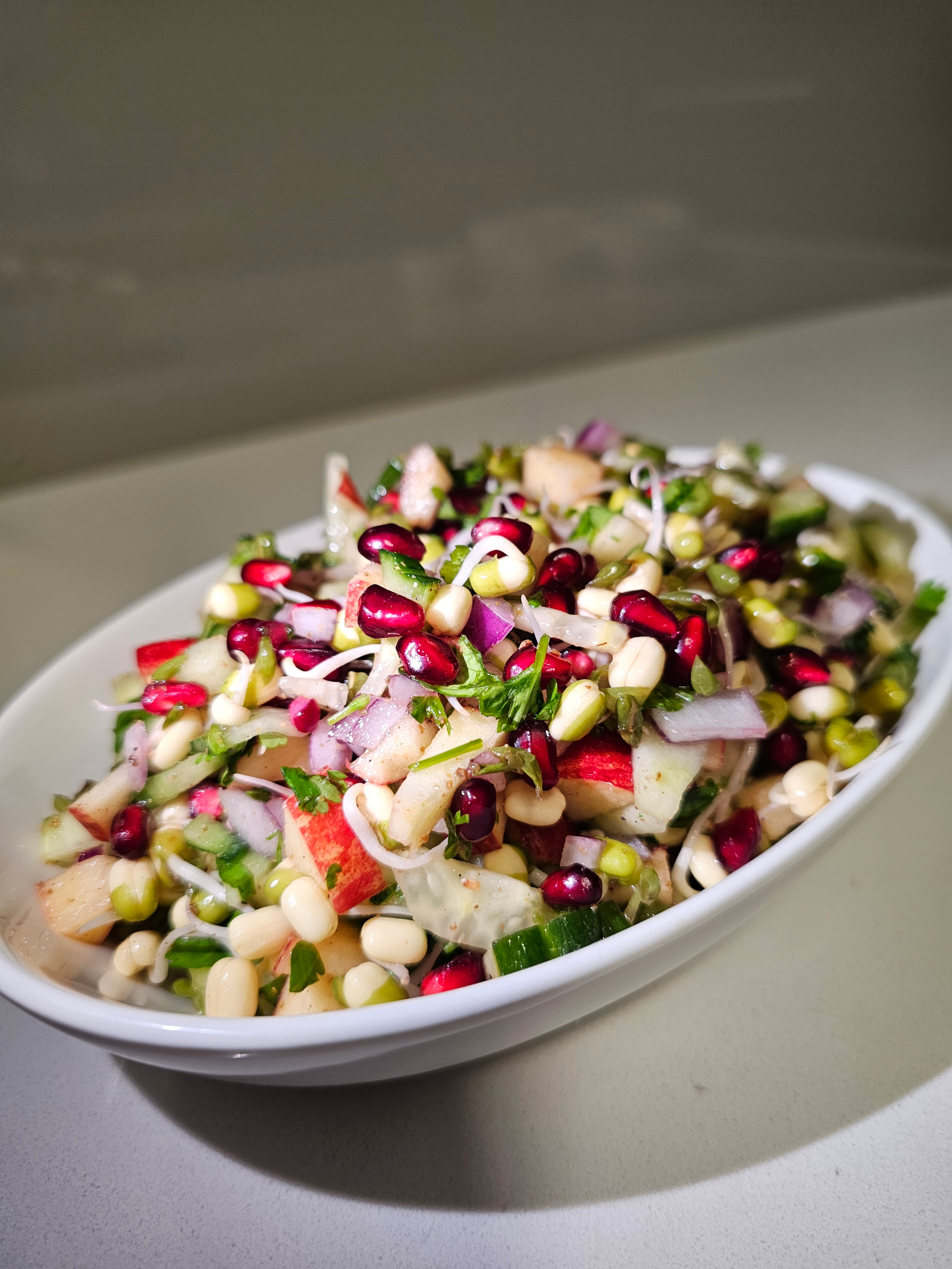 Healthy Moong Sprout Salad with Apple & Pomegranate 🍎